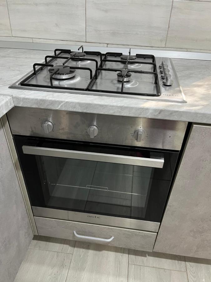 Home Sweet Home Apartment With 3 Rooms Buzău Exteriör bild